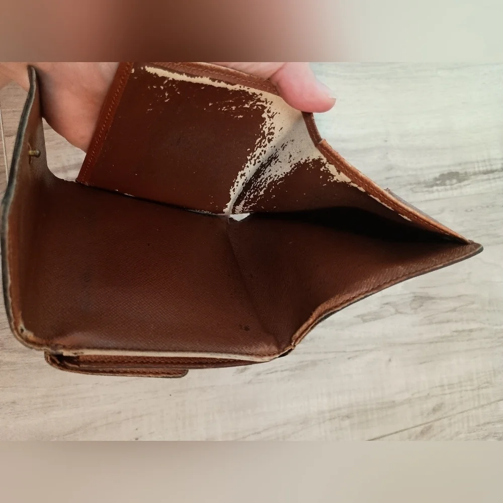 Louis Vuitton Monogram Portefeiulle Elise Trifold Wallet